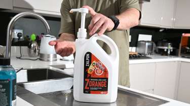 Auto Express products editor Tom Barnard washing his hands with Rozalex Zalpon Zorange